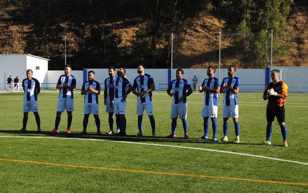 La emoción se impuso al fútbol en la reapertura de ‘La Laguna’