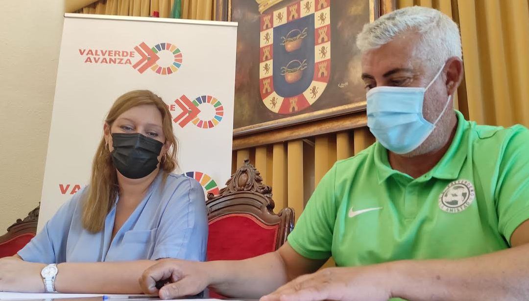 Ayuntamiento y C.D. La Amistad firman un nuevo acuerdo de colaboración