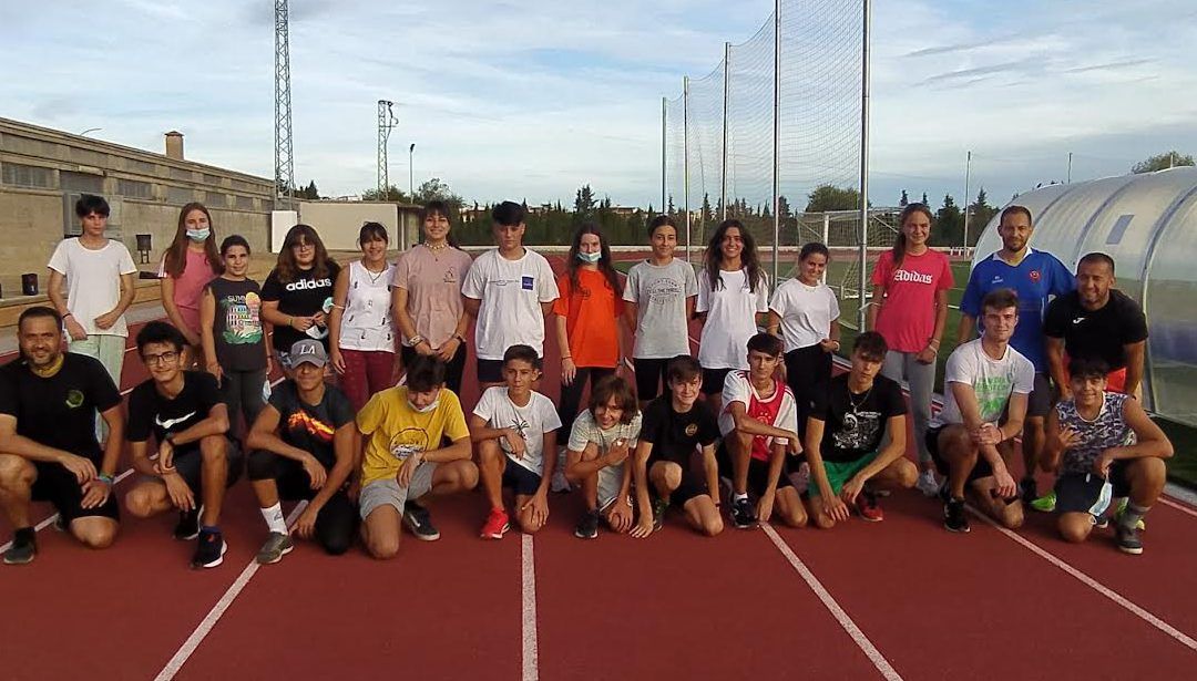 El Club de Atletismo Valdeca bate su ‘plusmarca’ de usuarios con 75 atletas
