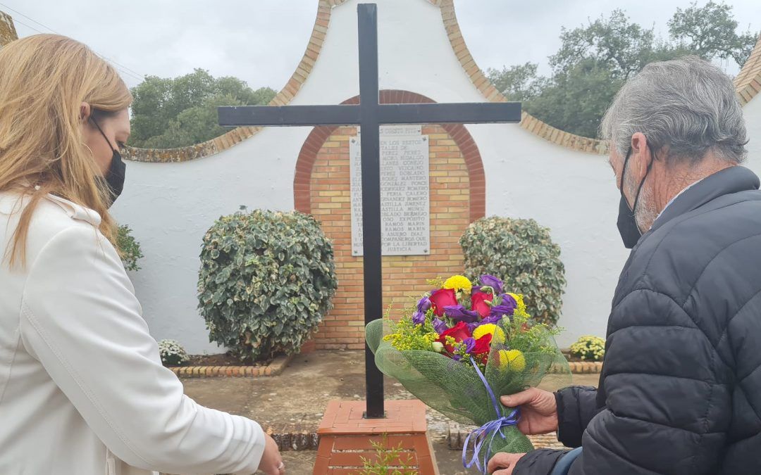 Valverde y Beas recuerdan a 34 asesinados en el cementerio beasino durante la Guerra Civil