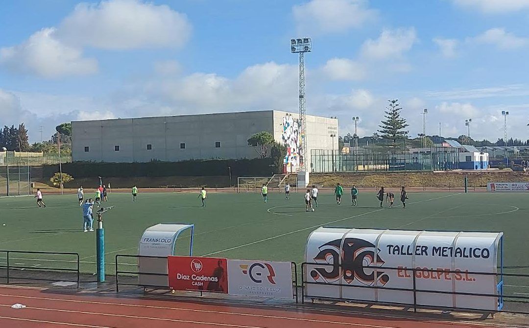 La Olímpica vuelve a naufragar tras perder en Moguer (2-0)
