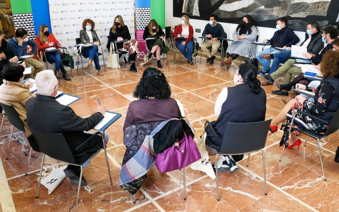 Las oficinas comarcales comparten las claves para luchar contra el éxodo rural