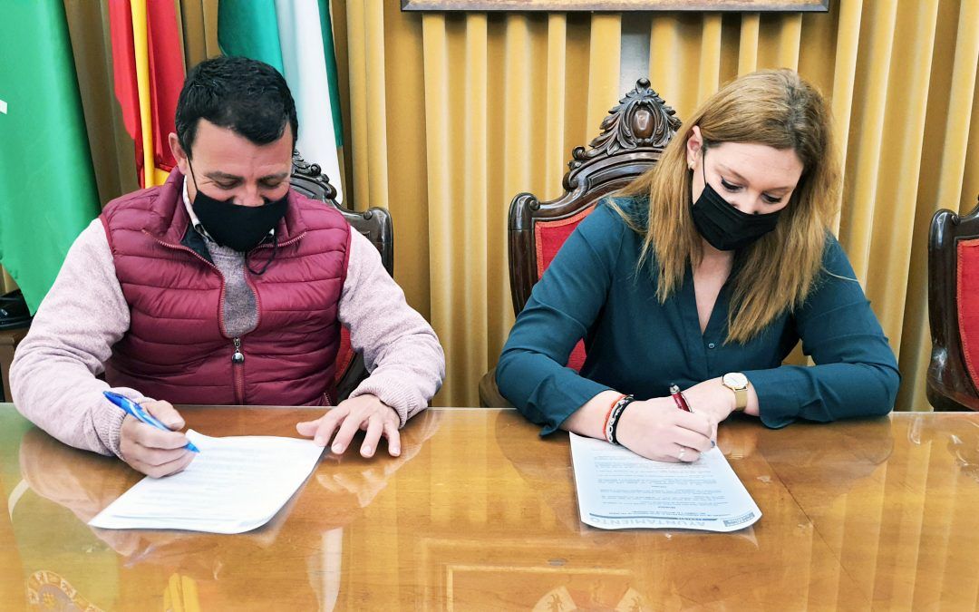 El Motoclub recibe 20.000 euros para mejoras del circuito y el nacional de motocross