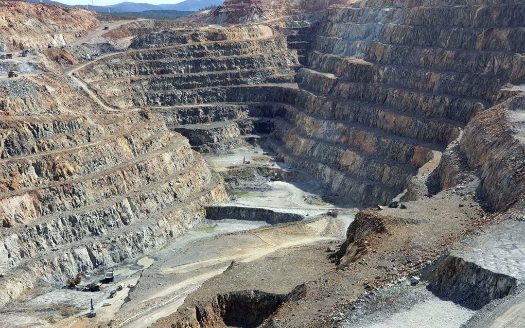 Atalaya Mining mueve 3,7 millones de toneladas de mineral hasta marzo, un 12% más