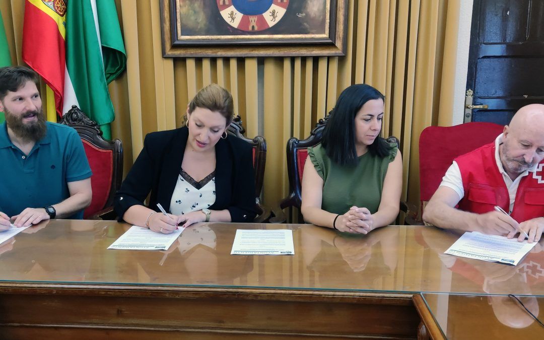 Convenios con Cáritas y Cruz Roja para socorrer a un centenar de familias valverdeñas