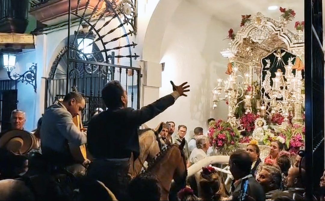 Los rocieros valverdeños hacen realidad un sueño de dos años