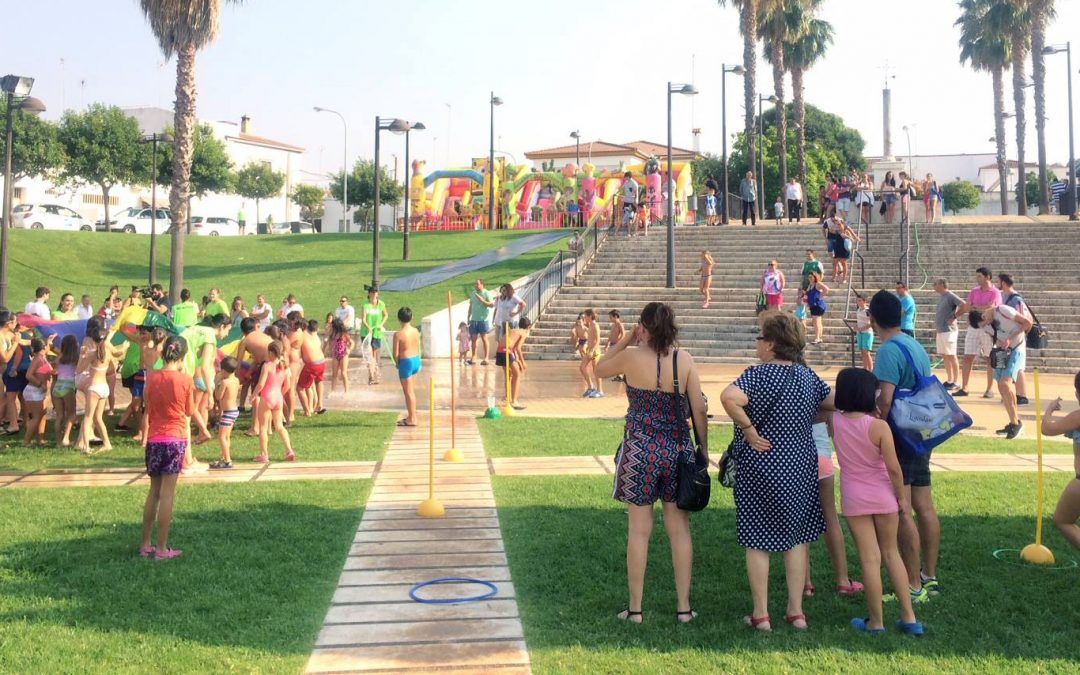 La Charca acoge este martes la última ludoteca del verano con una fiesta de la espuma