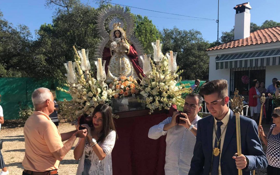 Fuente de la Corcha celebra sus fiestas con novedades en el recorrido de la procesión