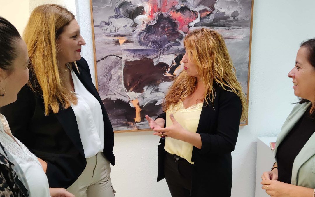 Alcores visita Valverde para difundir su programa de acogimiento familiar de menores
