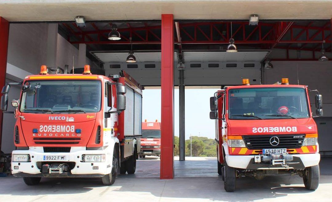 Los Bomberos intervienen en casas inundadas de Alosno y Zalamea esta madrugada