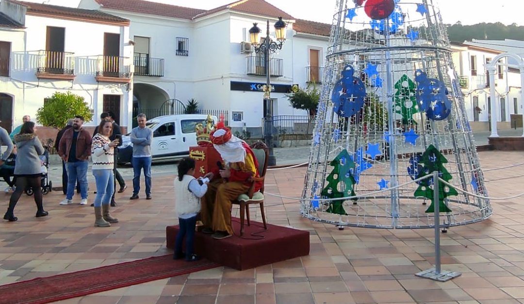 Paymogo, Cabezas Rubias y Puebla reciben ayudas para rehabilitar sus edificios públicos