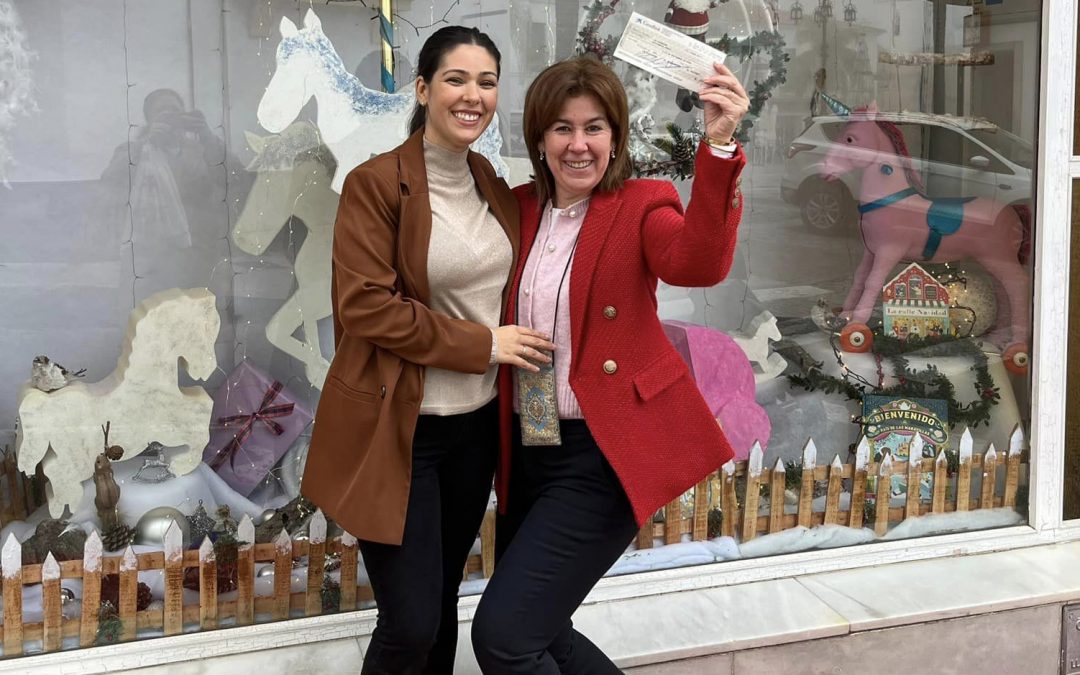 Librería Anabel decora el mejor escaparate navideño de Valverde