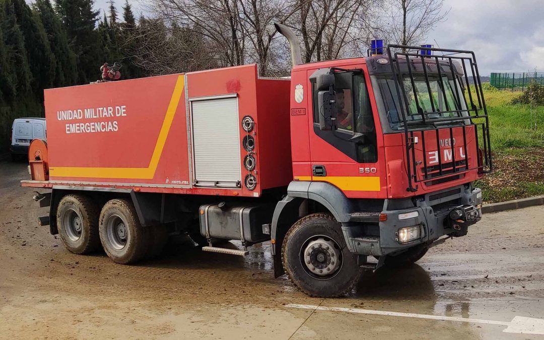 La UME realiza entrenamientos en Valverde para la campaña de incendios forestales