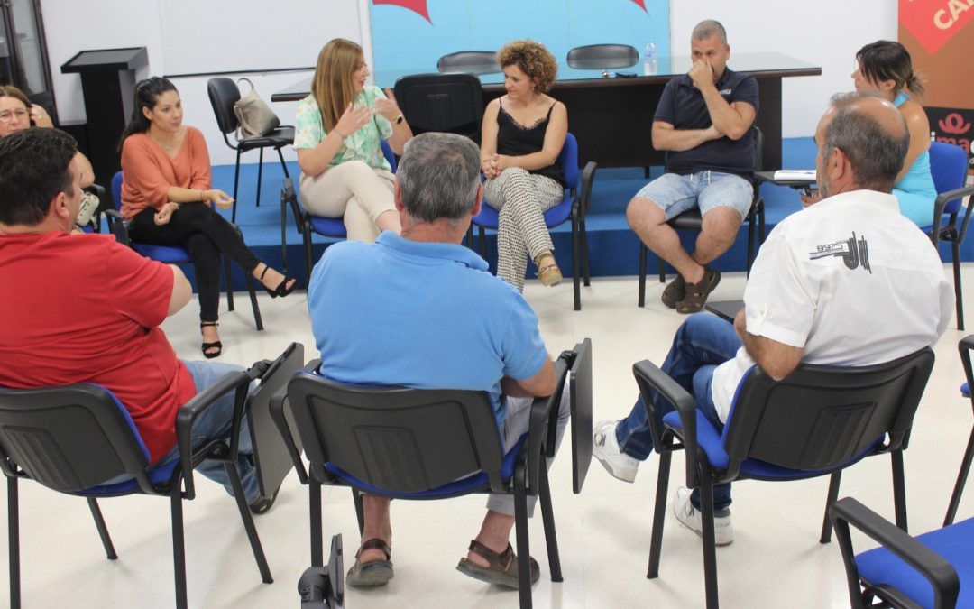Encuentro del PSOE con los sectores del calzado y del mueble para recopilar sus necesidades