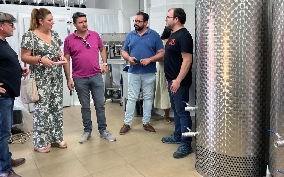 El PSOE impulsará medidas que engrandezcan los proyectos de los emprendedores locales