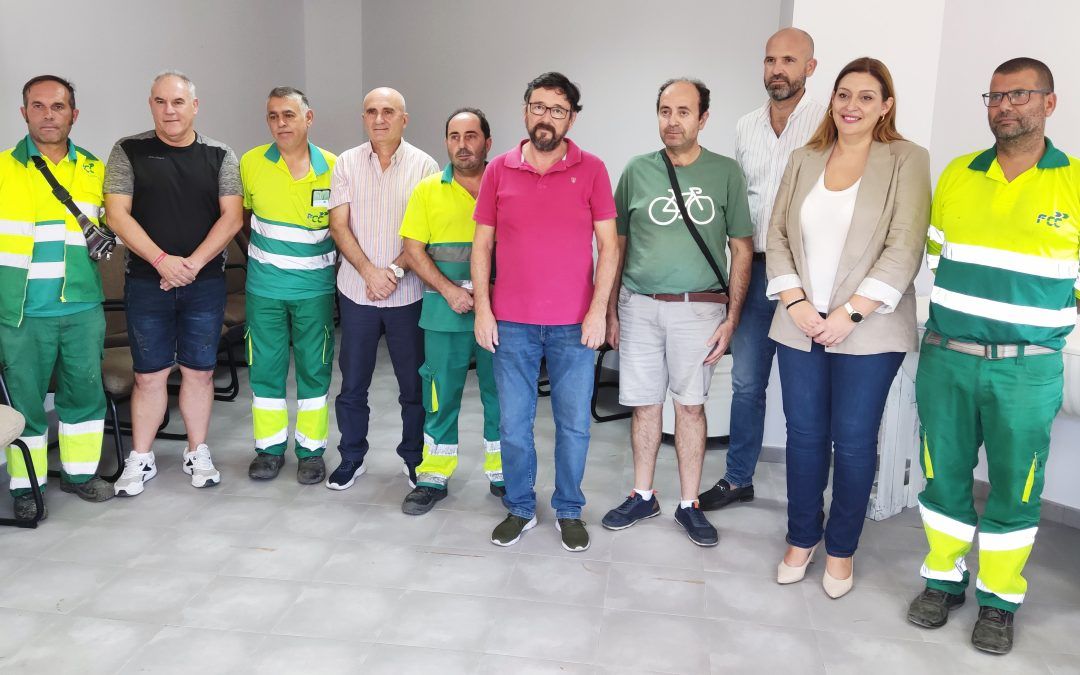 Un nuevo convenio colectivo mejorará las condiciones de los empleados de FCC en Valverde