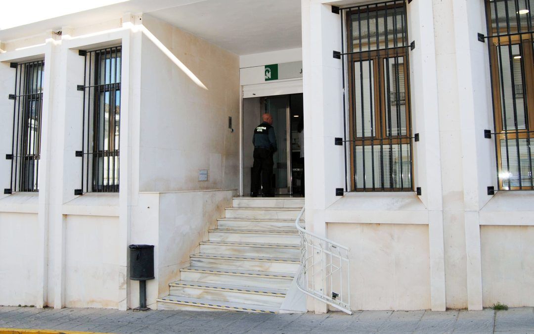 El PSOE de Valverde sale en defensa de la abogacía en su lucha por integrarse en el RETA