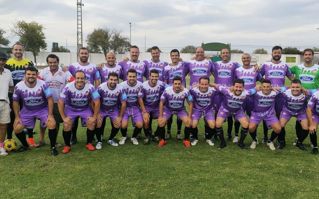 El equipo veterano del Valverde debuta este domingo en Villanueva de los Castillejos