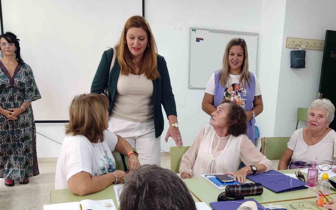 El PSOE de Valverde protege al profesorado de la enseñanza permanente para adultos