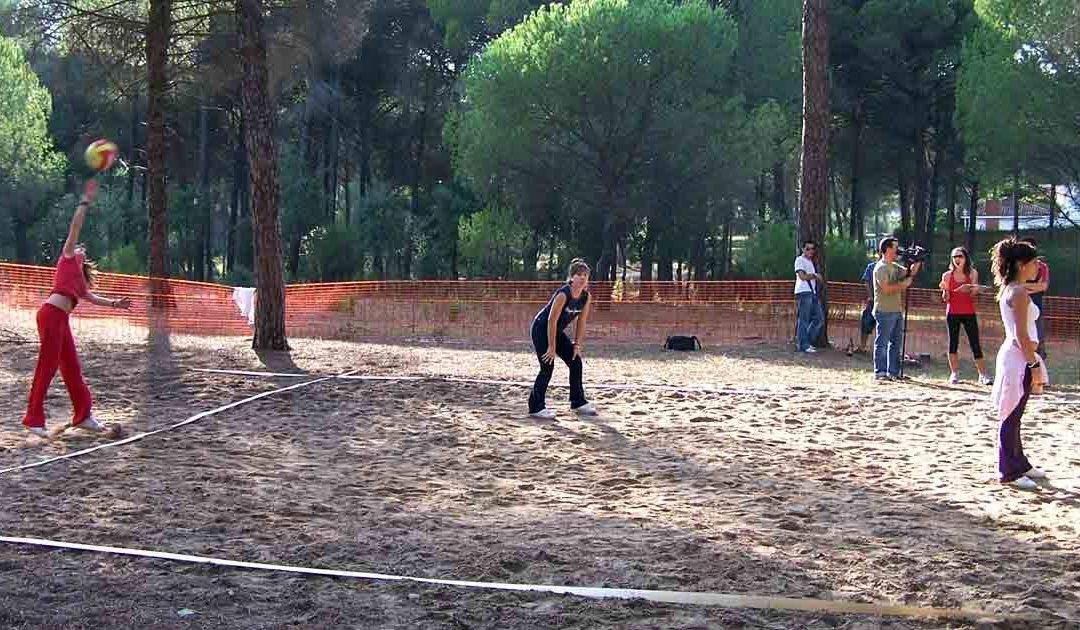 Vuelve el campeonato de Vóley Pinos de Valverde este fin de semana con 37 equipos inscritos