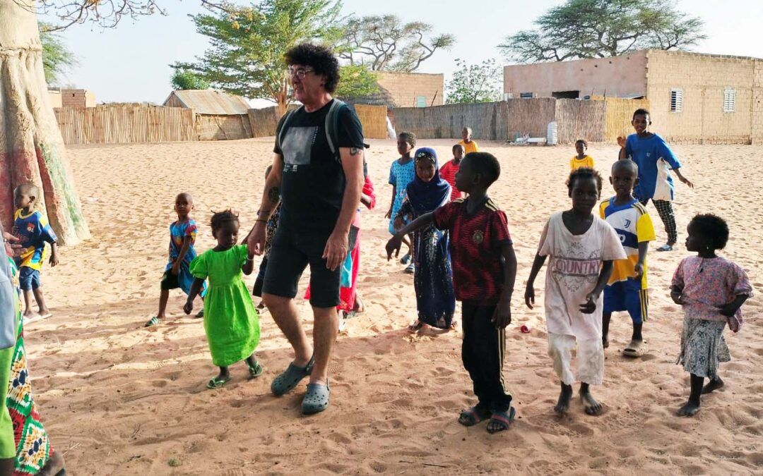‘Fefe’ Vázquez, voluntario en Senegal: «La ayuda que se está ofreciendo es real y muy necesaria»