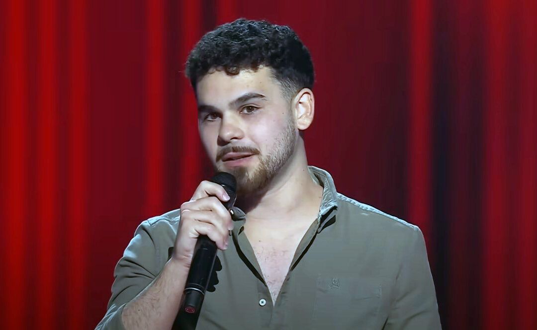El calañés Diego García se une al equipo de Malú en el programa ‘La Voz’