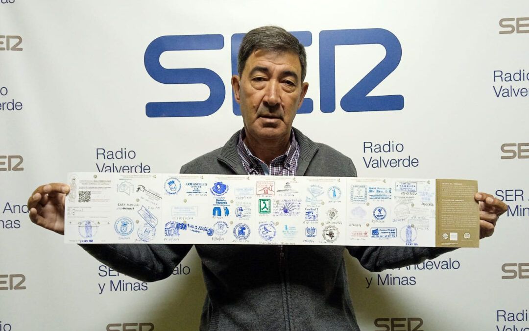 Un valverdeño completa andando el Camino de Santiago desde su casa: ¡1.045 kilómetros!