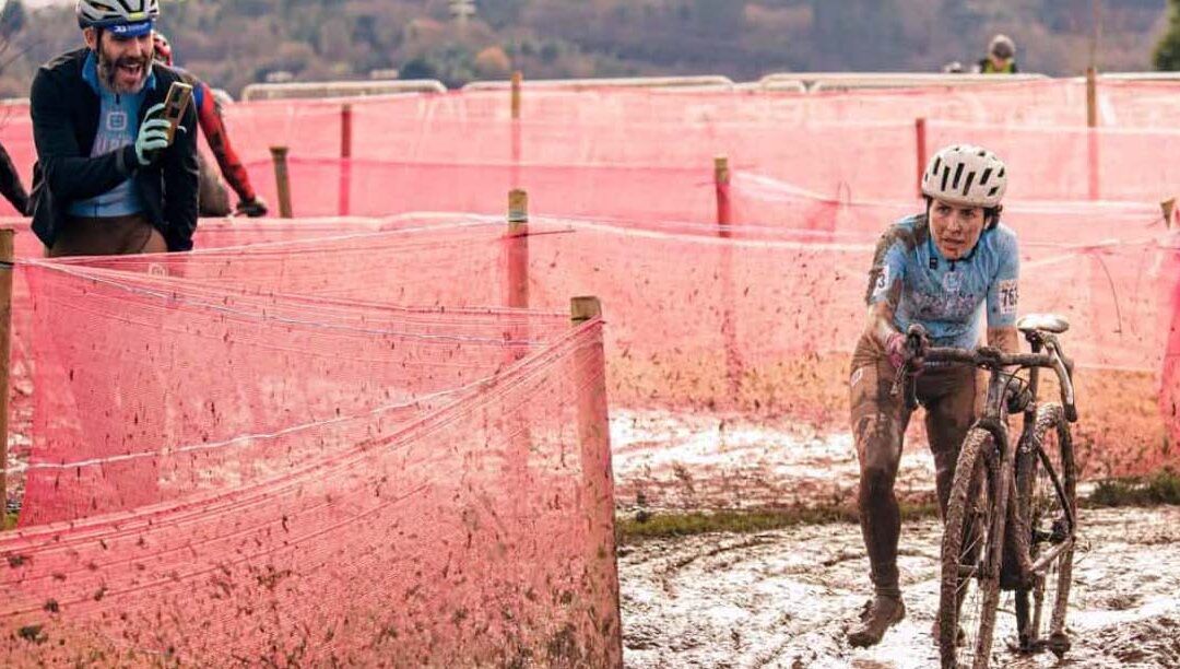 Isabel Borrero repite como campeona de España de ciclocross