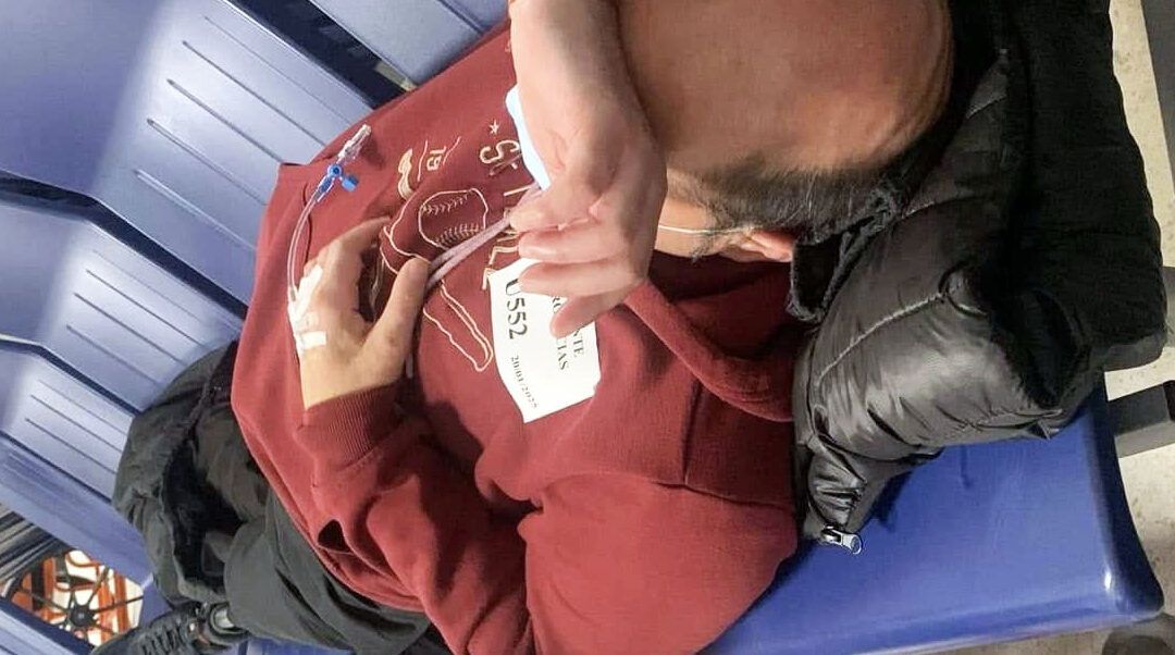 Un valverdeño, paciente de riesgo, pasa casi 24 horas en la sala de espera de un hospital