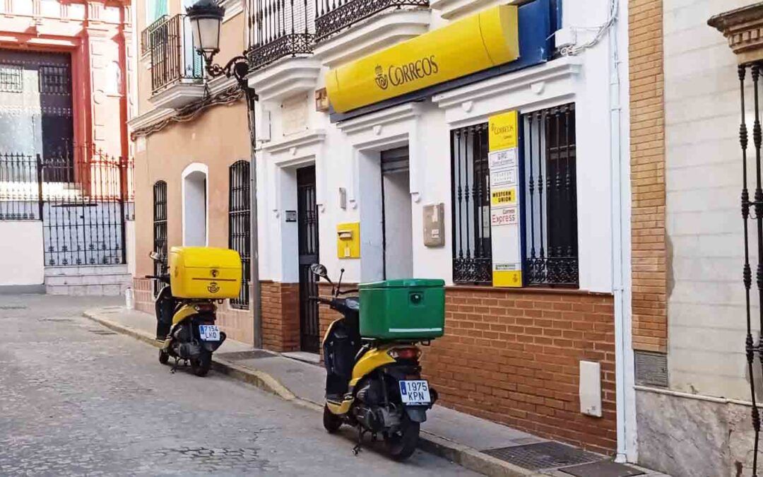 Un hombre atraca la oficina de Correos en Valverde con un arma blanca