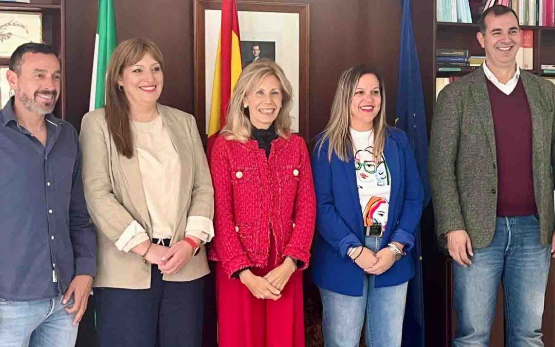 La subdelegada del Gobierno toma nota de las necesidades de los pueblos mancomunados