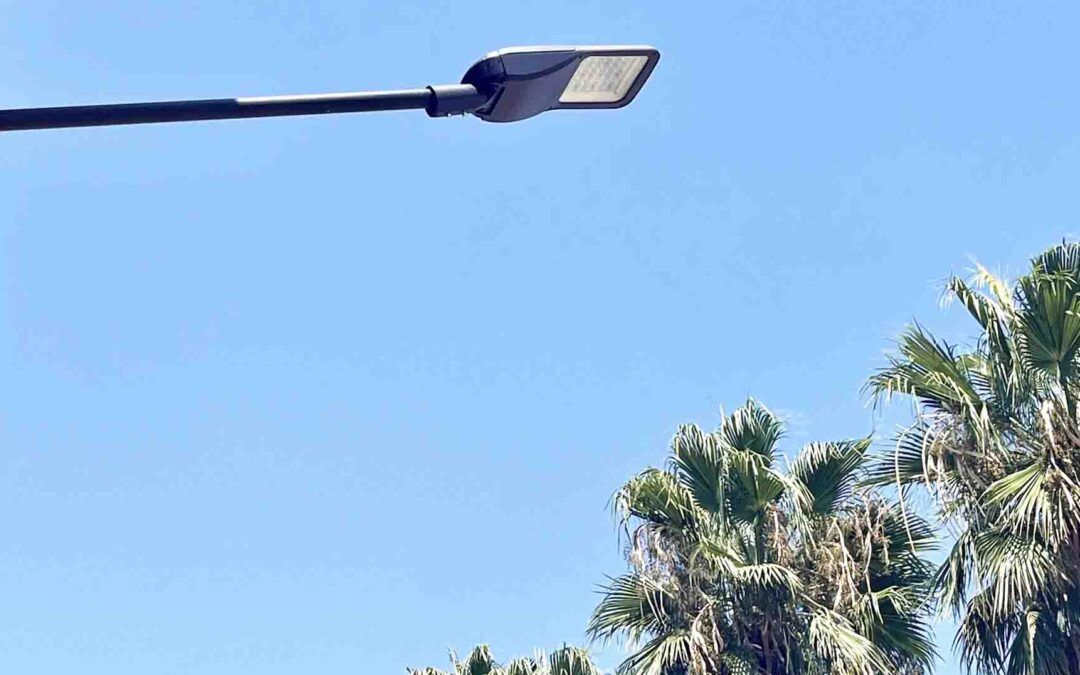La renovación del alumbrado público llega al centro de Valverde