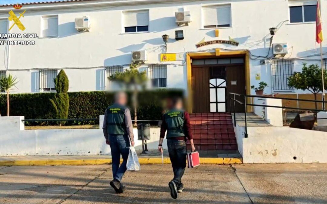Detenidos los ladrones de un robo de productos exclusivos en un supermercado de Valverde